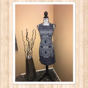 Chelsea & Theodore Dress Size M